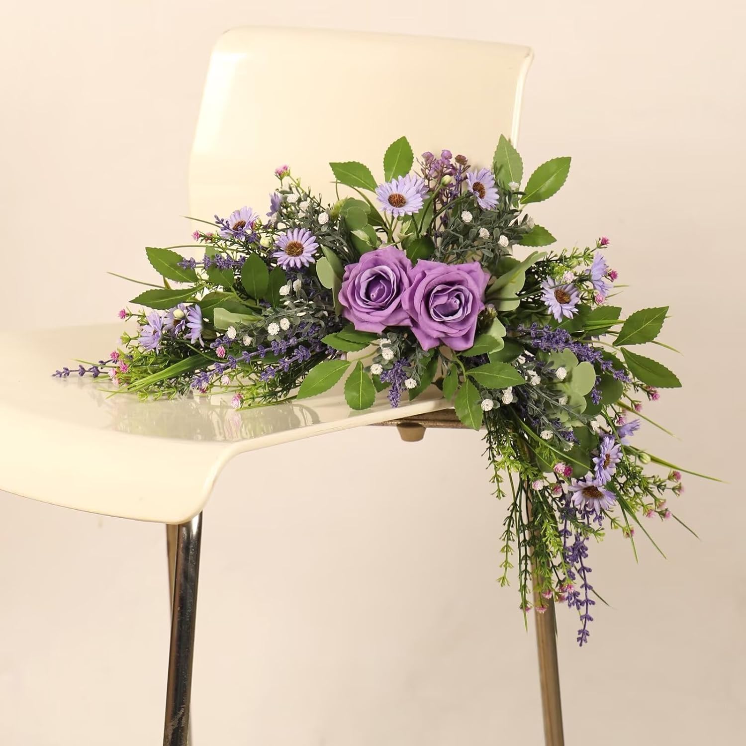 Lovmeety Artificial Spring Daisy Swag with Green Leaves
